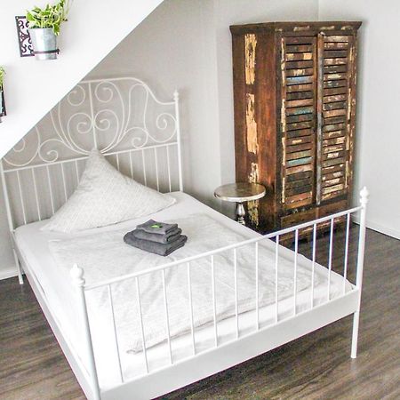 Exklusive 2 Zi. Dachgeschosswohnung In Top Lage! BRE Dış mekan fotoğraf